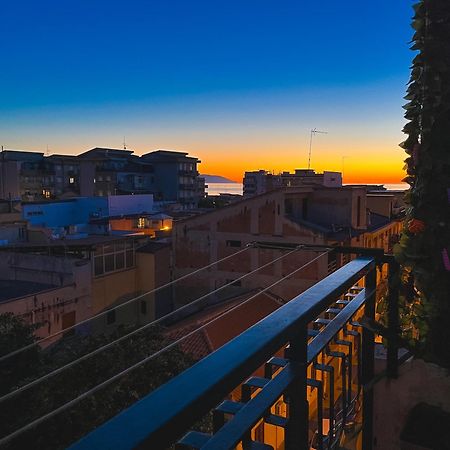 Seaview Terrace Apartment Relax & Comfort In Milazzo, Ture'S Home Kültér fotó